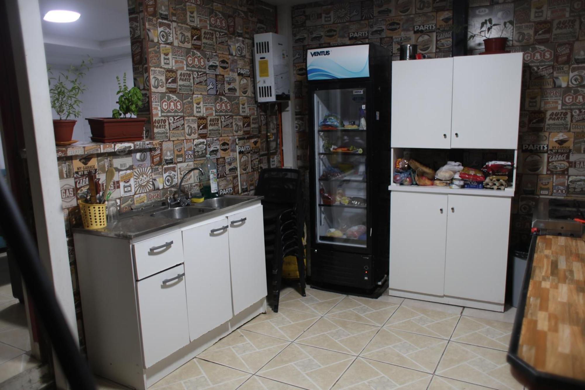 Backpackers House - Near The Airport — Photos 2